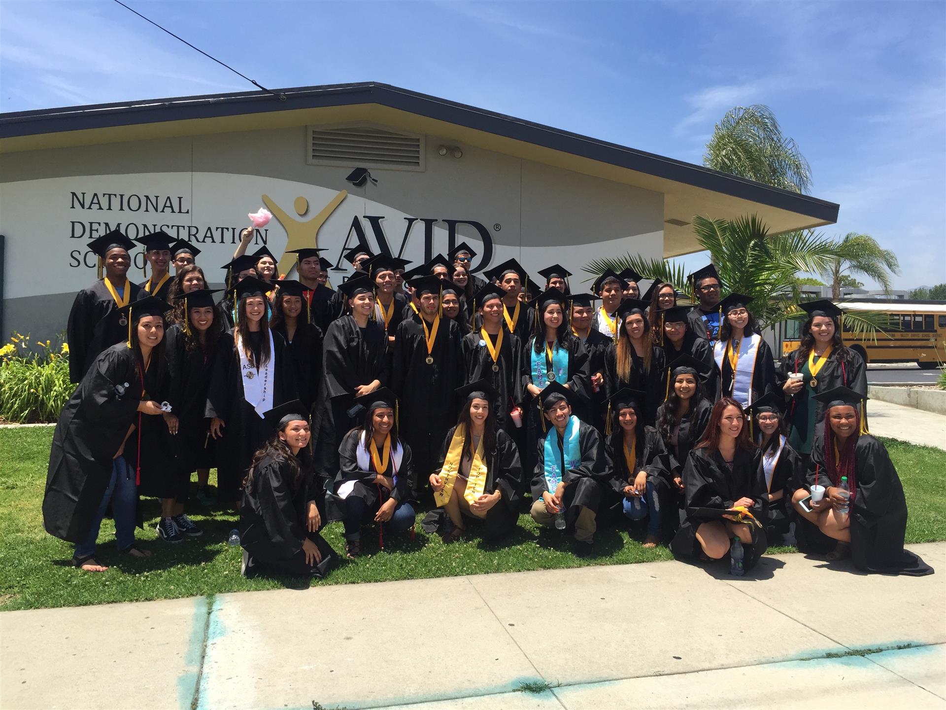 Photo of Alums 